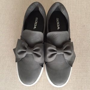 Grey Platform Sneakers with Bows